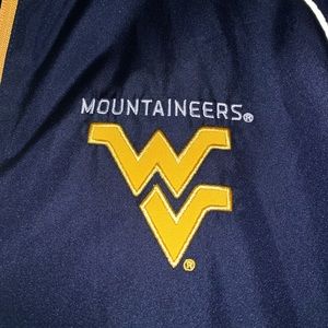 West Virginia University wind breaker pull over